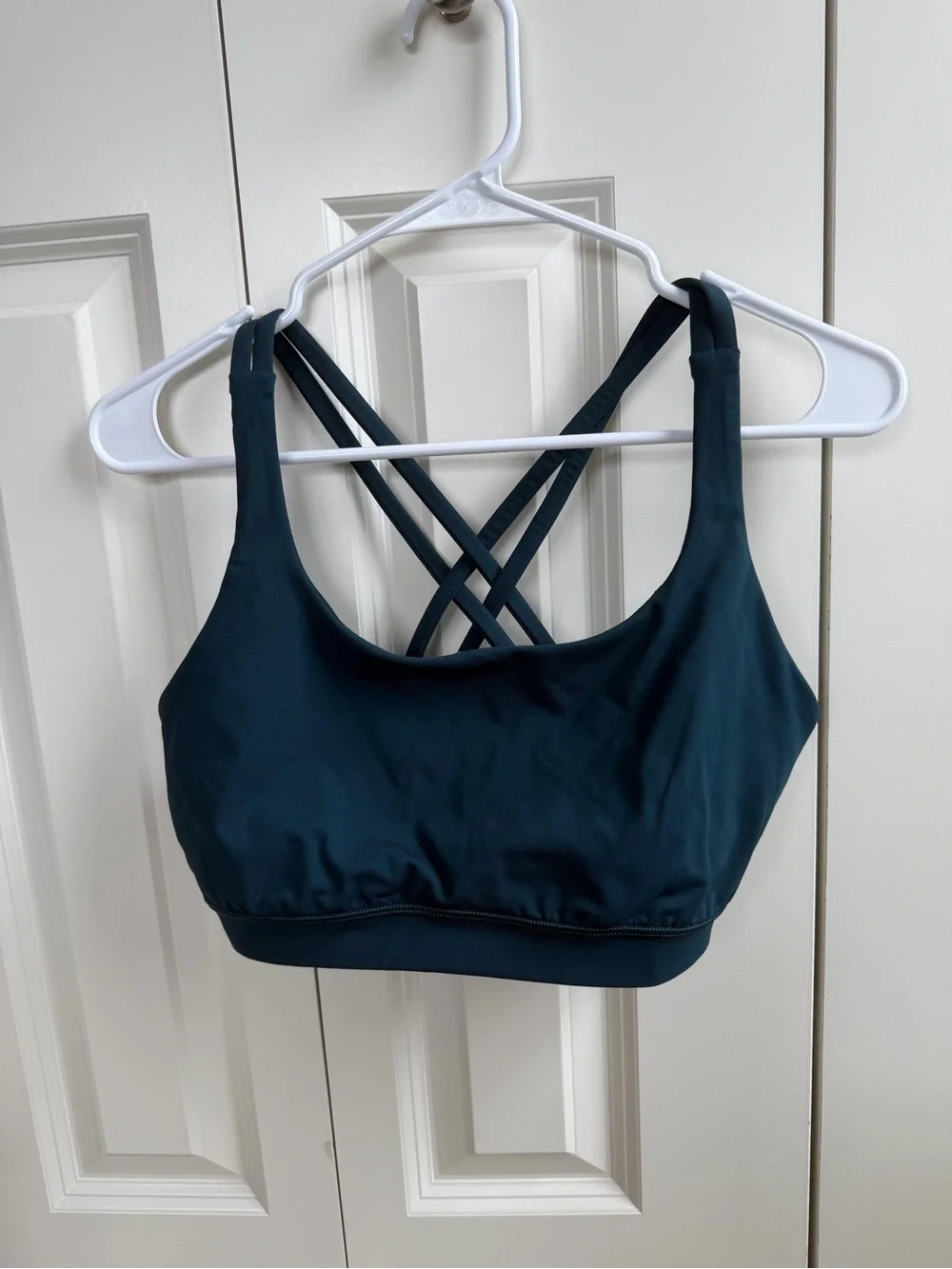 Lululemon Energy Bra *Medium Support, B–D Cups Indochine Blue
